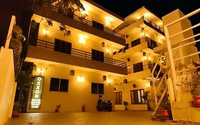 Oxxon Airport Hotel
